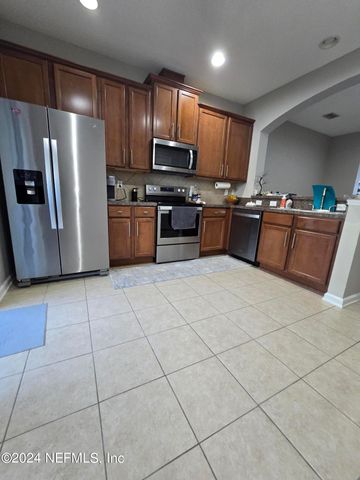 13035 SUNSET LAKE Drive, Jacksonville, FL 32258