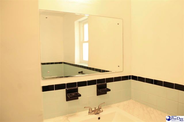 806 S Eight st, Hartsville, SC 29501