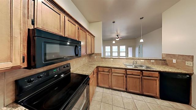 3605 Galatian Way, Yukon, OK 73099