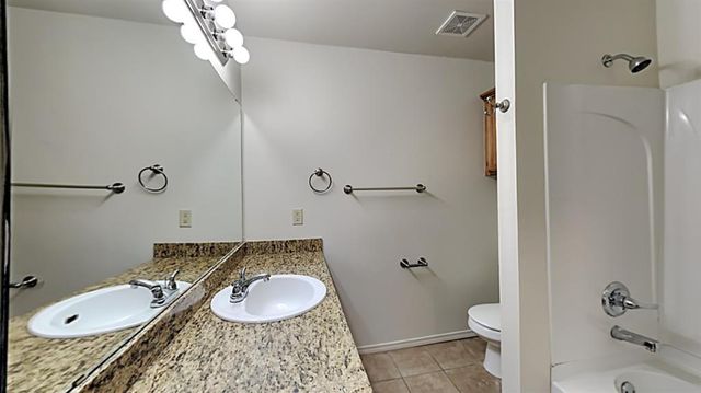3605 Galatian Way, Yukon, OK 73099