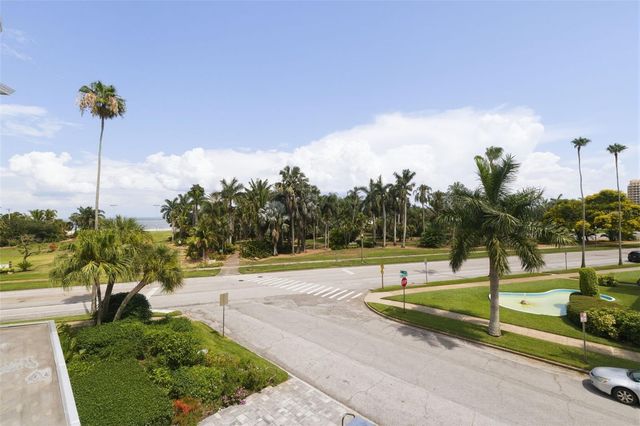 1100 N SHORE DRIVE NE 304, St Petersburg, FL 33701