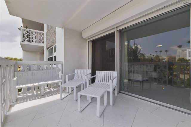 1100 N SHORE DRIVE NE 304, St Petersburg, FL 33701