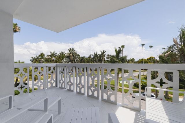 1100 N SHORE DRIVE NE 304, St Petersburg, FL 33701