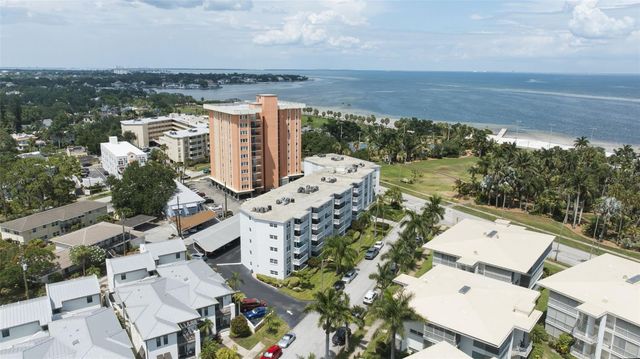 1100 N SHORE DRIVE NE 304, St Petersburg, FL 33701