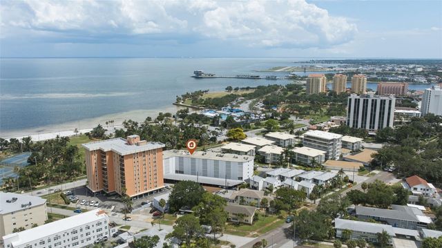 1100 N SHORE DRIVE NE 304, St Petersburg, FL 33701