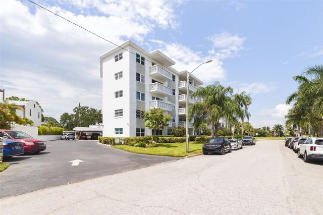 1100 N SHORE DRIVE NE 304, St Petersburg, FL 33701