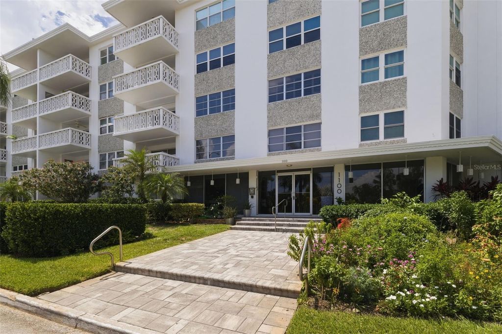 1100 N SHORE DRIVE NE 304, St Petersburg, FL 33701