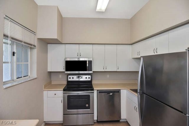 8331 Bernwood Cove LOOP 1402, Fort Myers, FL 33966