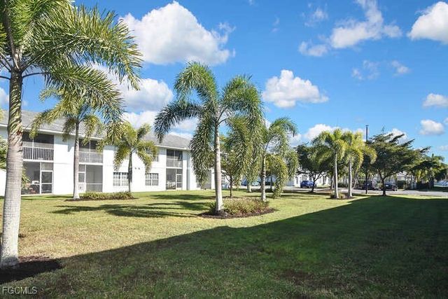 8331 Bernwood Cove LOOP 1402, Fort Myers, FL 33966