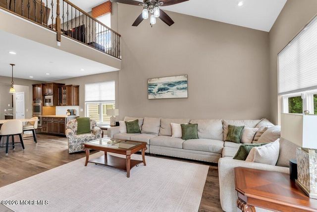 7 Festival Court, Howell, NJ 07731