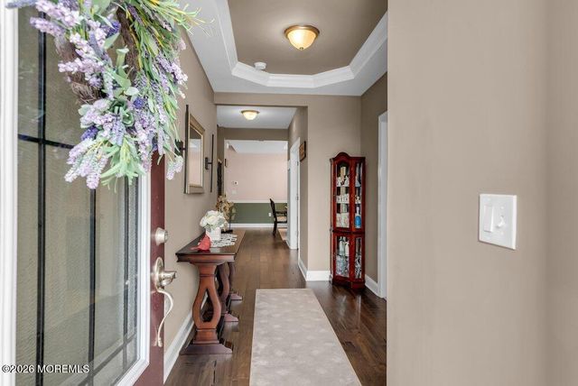 7 Festival Court, Howell, NJ 07731