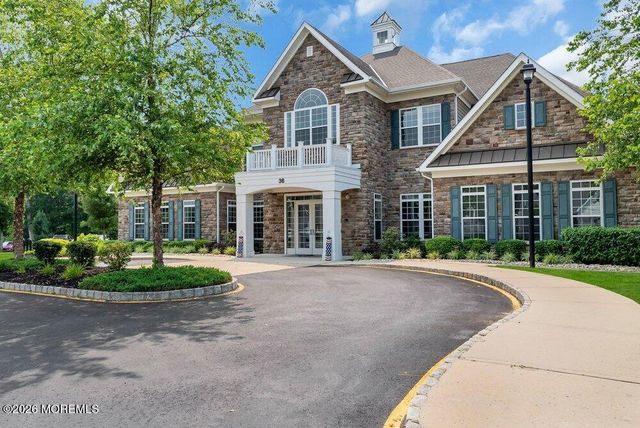 7 Festival Court, Howell, NJ 07731