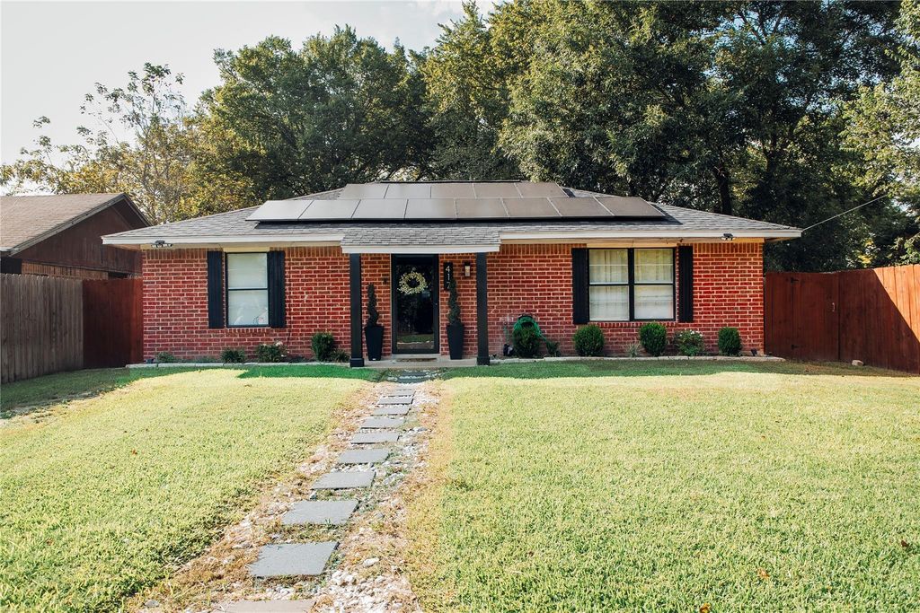 417 E Hill, Navasota, TX 77868