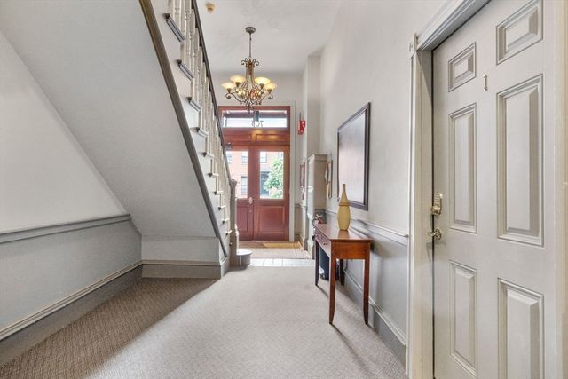 705 Massachusetts Avenue 8, Boston, MA 02118