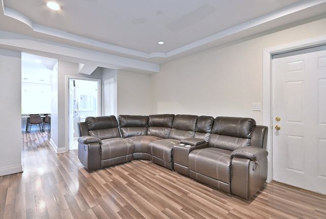 5125 S Elizabeth Street, Chicago, IL 60609