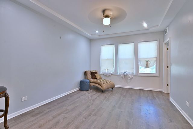 5125 S Elizabeth Street, Chicago, IL 60609