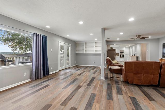 24511 Sunny Glen Dr Drive, Houston, TX 77336