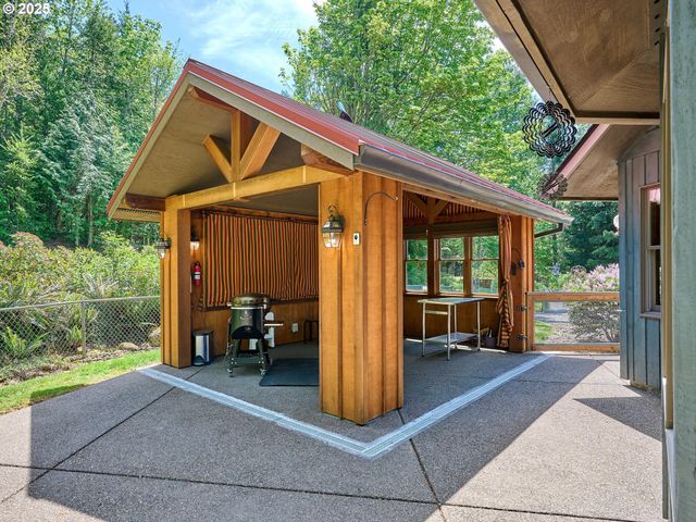 23456 S SCHIEFFER Rd, Colton, OR 97017