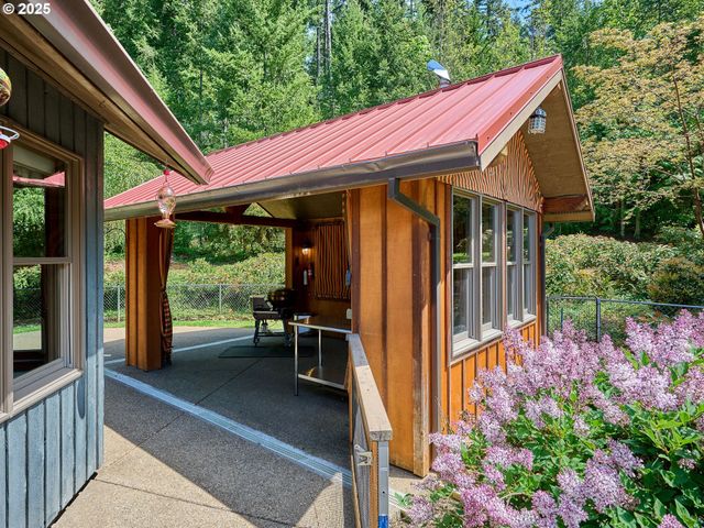 23456 S SCHIEFFER Rd, Colton, OR 97017