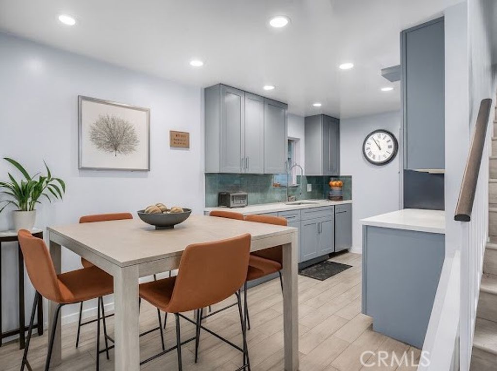 18411 Hatteras 114, Tarzana, CA 91356 — photo 4