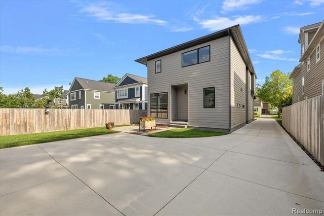 1821 Hazel Street, Birmingham, MI 48009