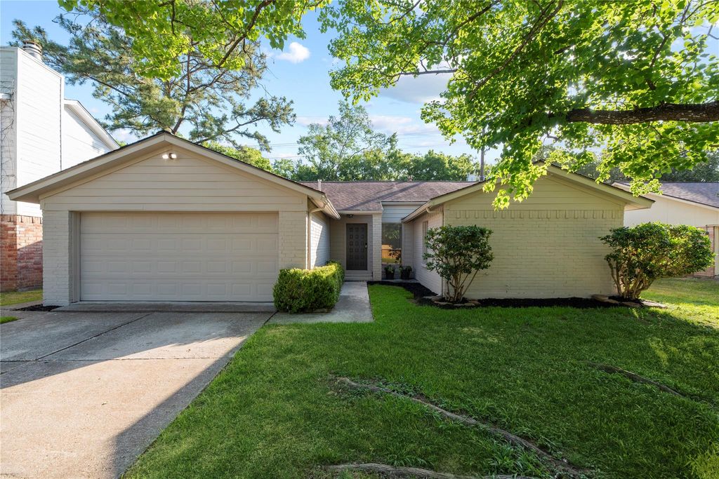 17114 Banchory Avenue, Spring, TX 77379