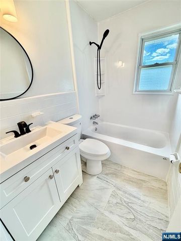 85 Wood Place, Dumont, NJ 07628