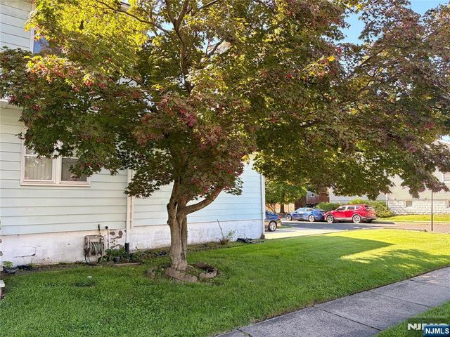 85 Wood Place, Dumont, NJ 07628