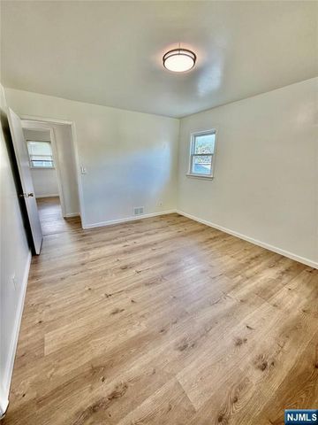 85 Wood Place, Dumont, NJ 07628