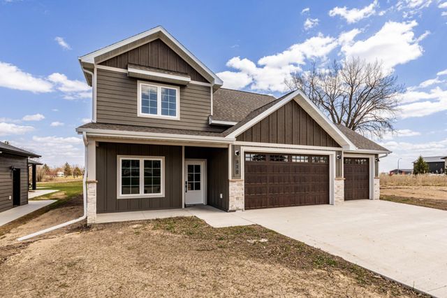 520 Leonard Street, Hawley, MN 56549