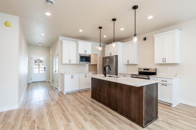 520 Leonard Street, Hawley, MN 56549