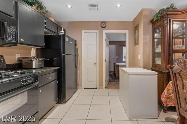 2211 Sleepy Court, Las Vegas, NV 89106