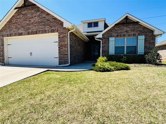 8905 Poppey Place, Yukon, OK 73099
