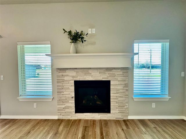 8905 Poppey Place, Yukon, OK 73099