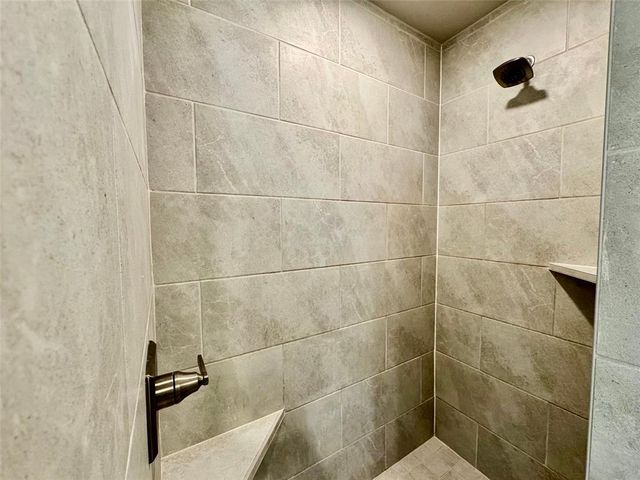 8905 Poppey Place, Yukon, OK 73099