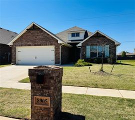 8905 Poppey Place, Yukon, OK 73099