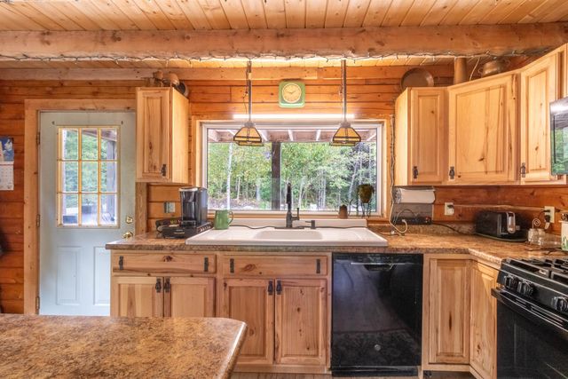 2569 10 Mile Square Road, Charleston, VT 05833
