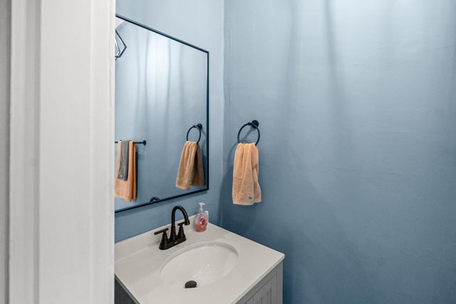 2010 Howell Street, Covington, KY 41014