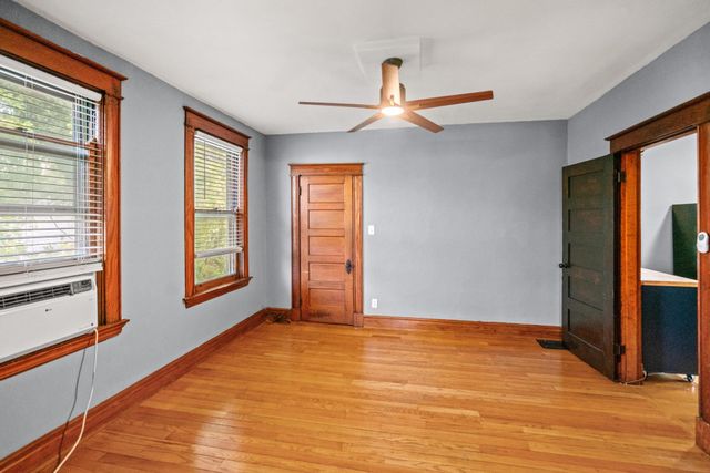 2010 Howell Street, Covington, KY 41014