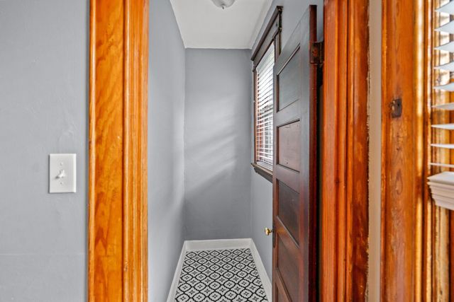 2010 Howell Street, Covington, KY 41014