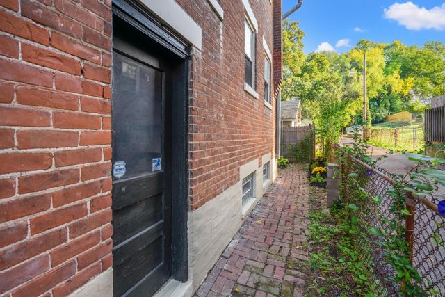 2010 Howell Street, Covington, KY 41014