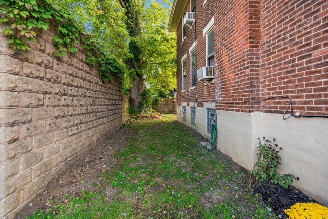 2010 Howell Street, Covington, KY 41014