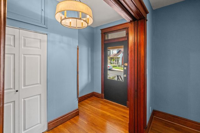 2010 Howell Street, Covington, KY 41014