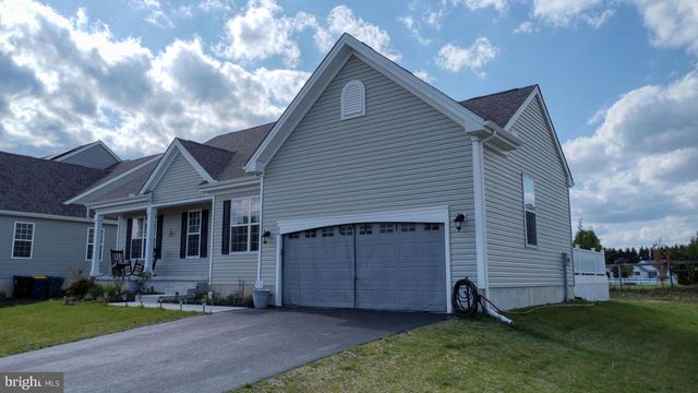 34 BRISTLE CONE CT, Dover, DE 19904