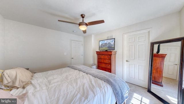 34 BRISTLE CONE CT, Dover, DE 19904