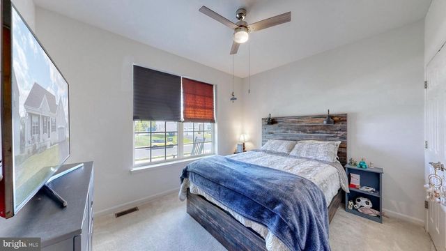 34 BRISTLE CONE CT, Dover, DE 19904
