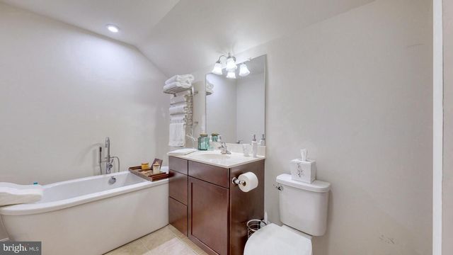 34 BRISTLE CONE CT, Dover, DE 19904