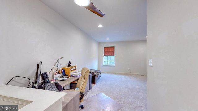 34 BRISTLE CONE CT, Dover, DE 19904