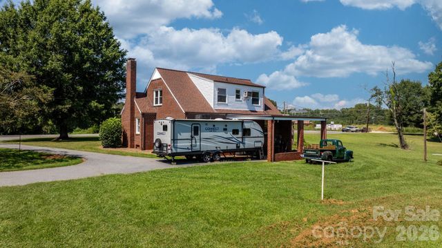 3962 Startown Road, Newton, NC 28658