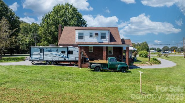 3962 Startown Road, Newton, NC 28658